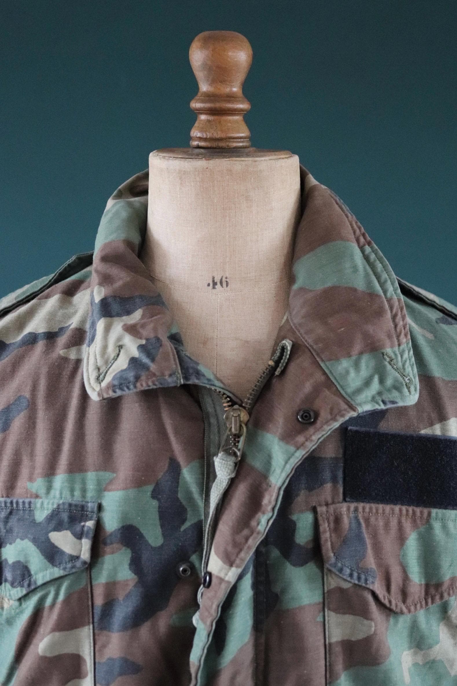 Vintage 1980s US army camouflage M-65 field jacket - 48" chest