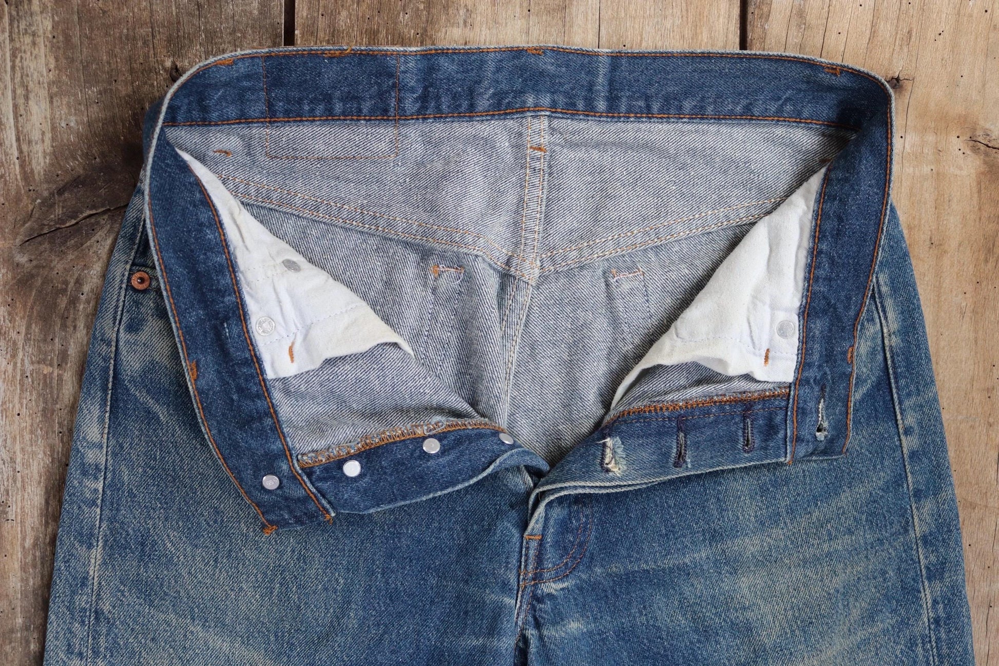 Vintage 1980s Levis 501 denim jeans - made in USA - small e red tab - Valencia St - 30” x 31”