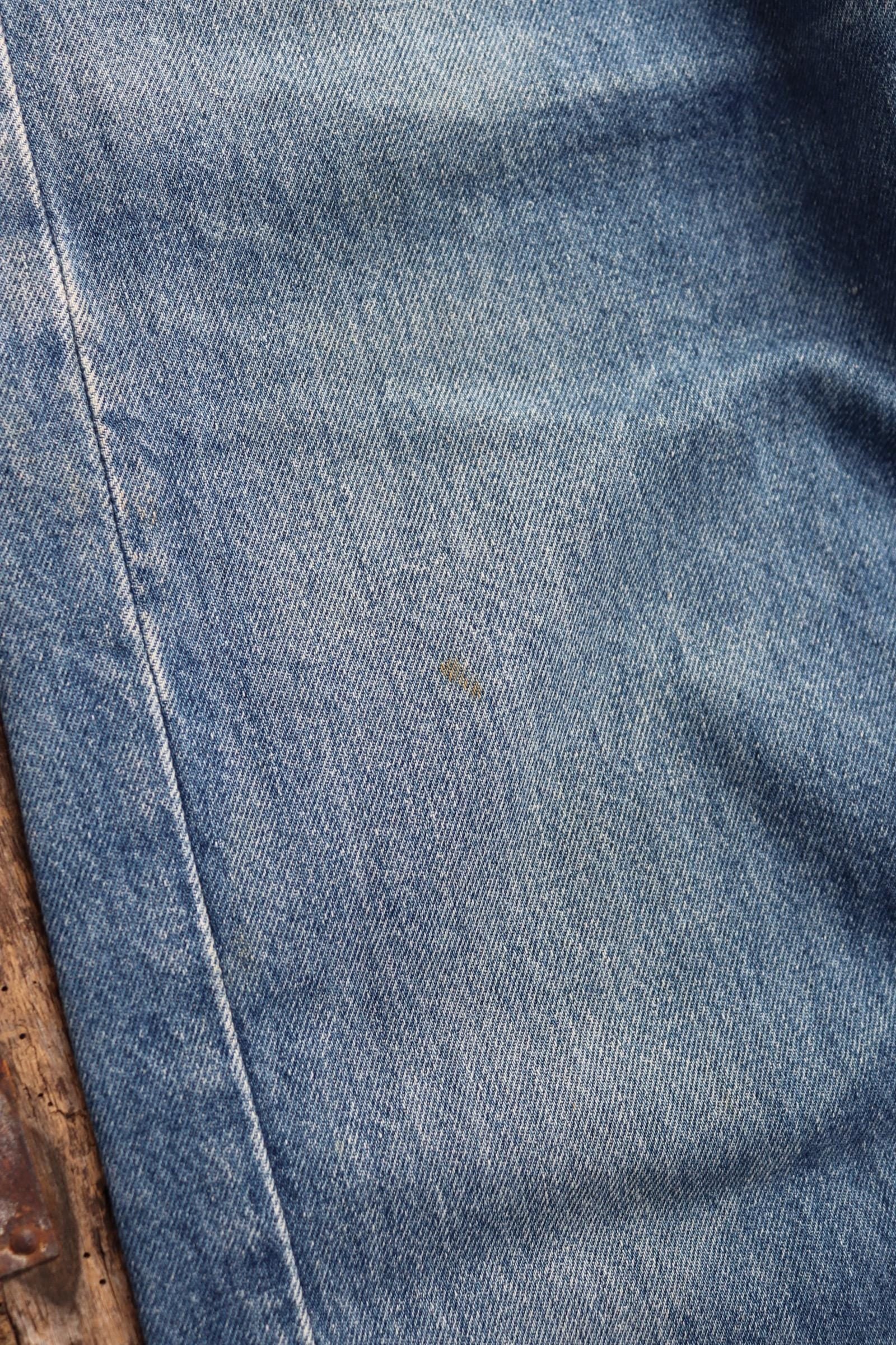 Vintage 1990s Levis 501 denim jeans - made in USA - small e red tab - 33” x 32”