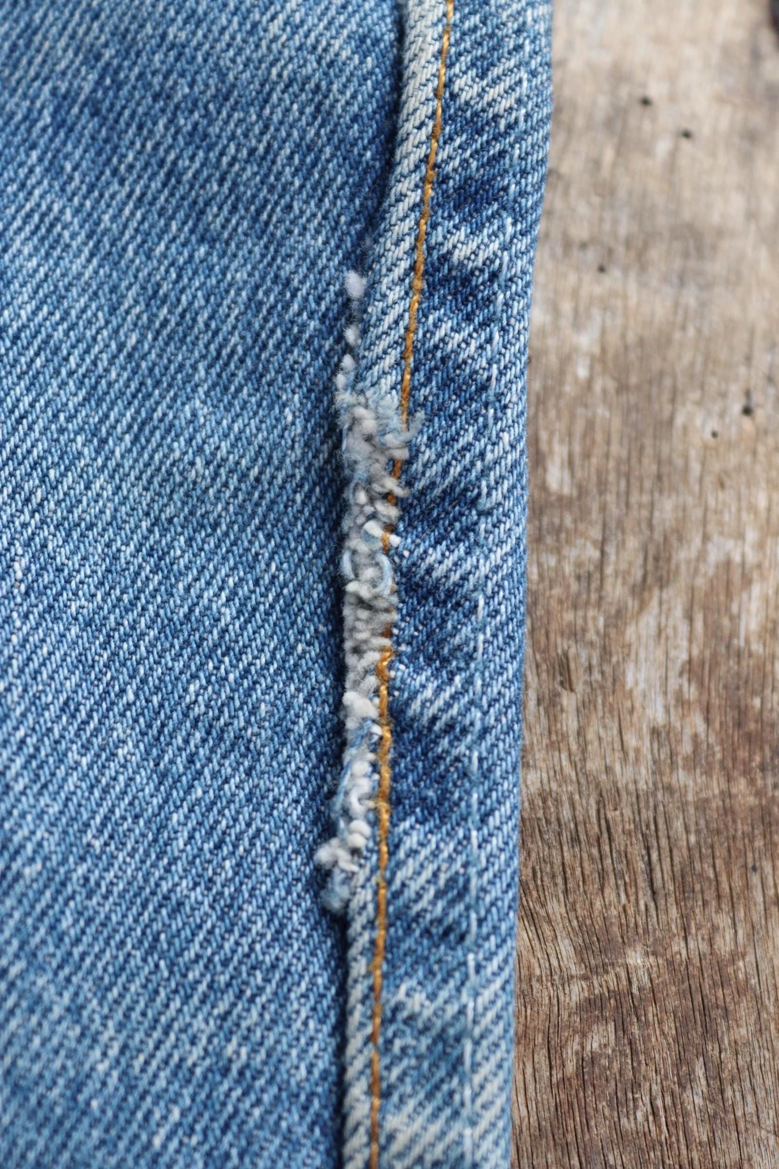 Vintage 1990s Levis 501 denim jeans - made in UK - small e red tab - 32” x 32”