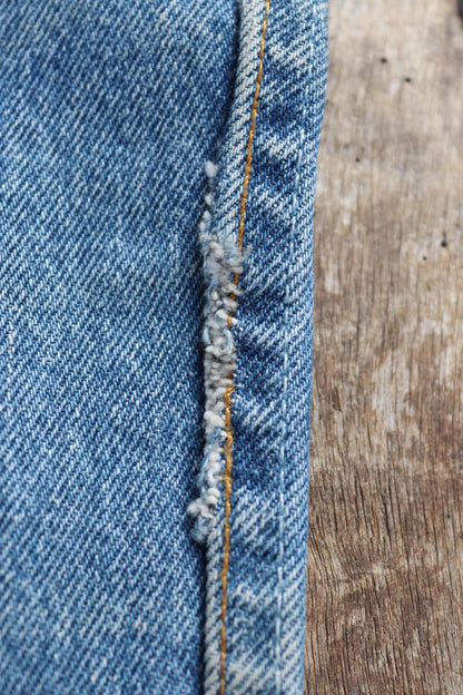 Vintage 1990s Levis 501 denim jeans - made in UK - small e red tab - 32” x 32”