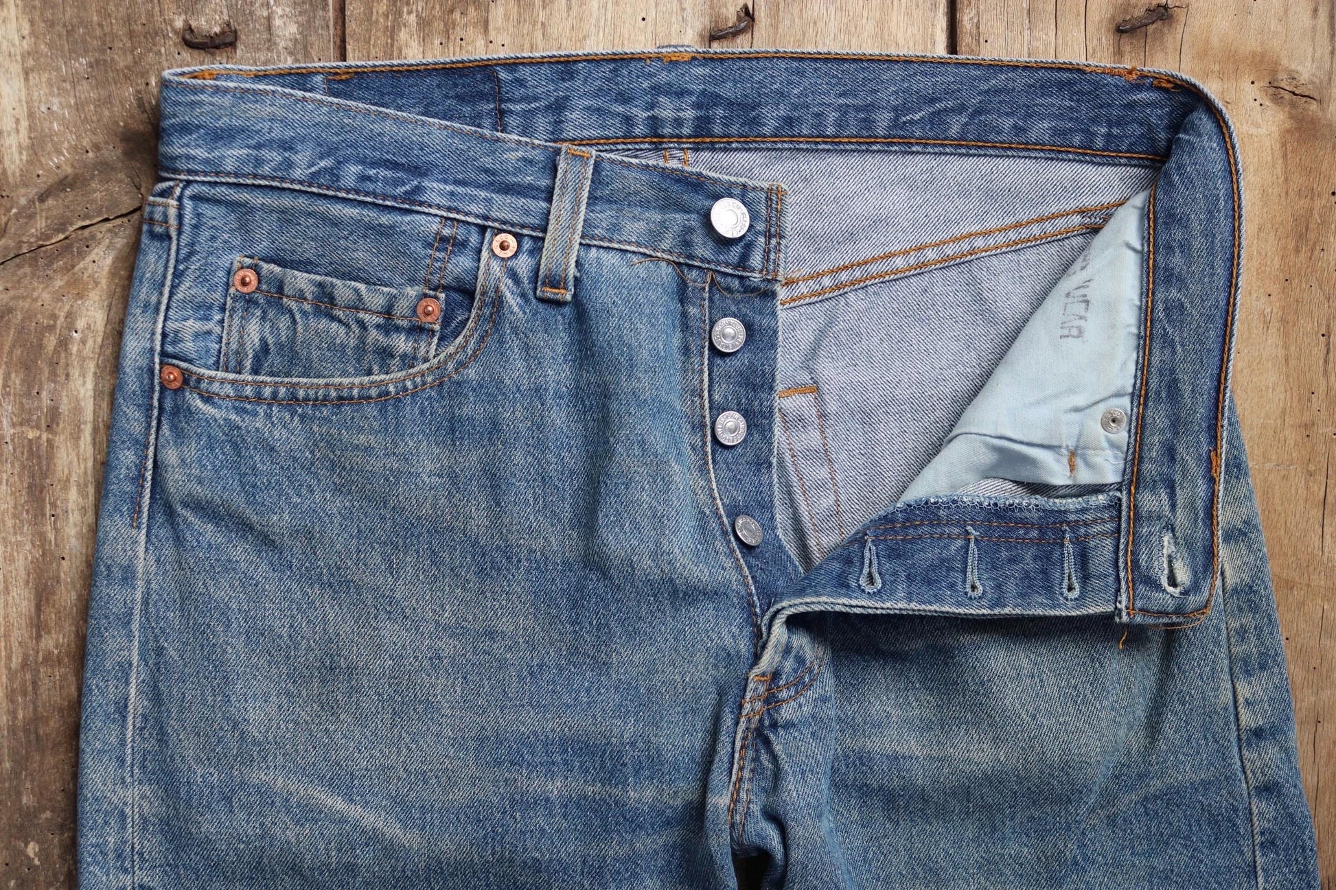 Vintage 1990s Levis 501 denim jeans - made in UK - small e red tab - 32” x 32”