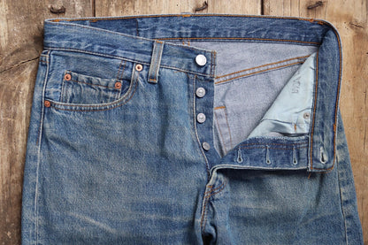 Vintage 1990s Levis 501 denim jeans - made in UK - small e red tab - 32” x 32”