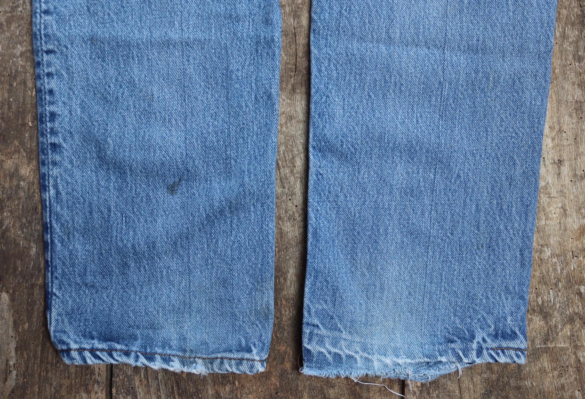 Vintage 1980s Levis 505 denim jeans - made in USA - small e red tab - 30” x 31”