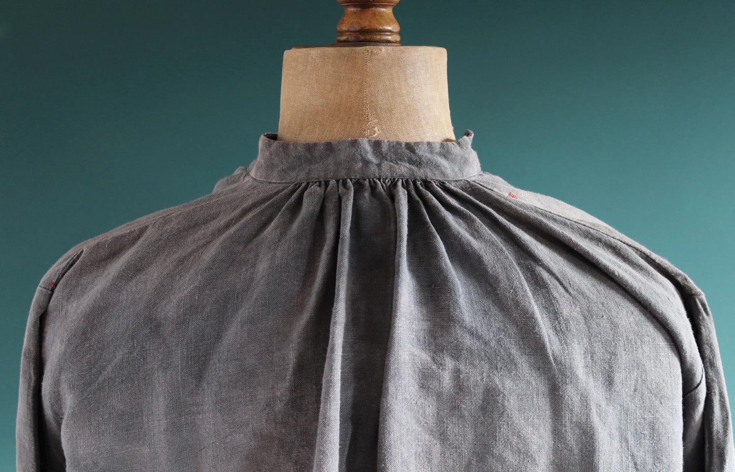 Vintage 1930s French workwear shirt - linen smock - 56” chest