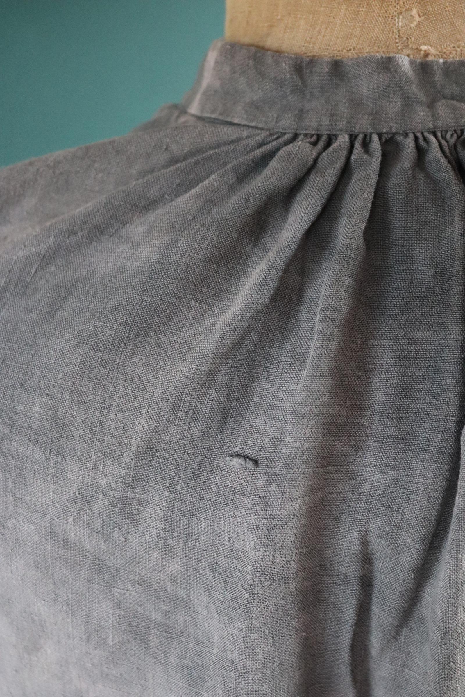 Vintage 1930s French workwear shirt - linen smock - 56” chest