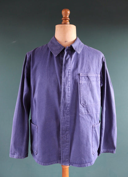 Vintage French workwear jacket - chore coat - 1960s blue cotton twill - 46” chest - bleu de travail