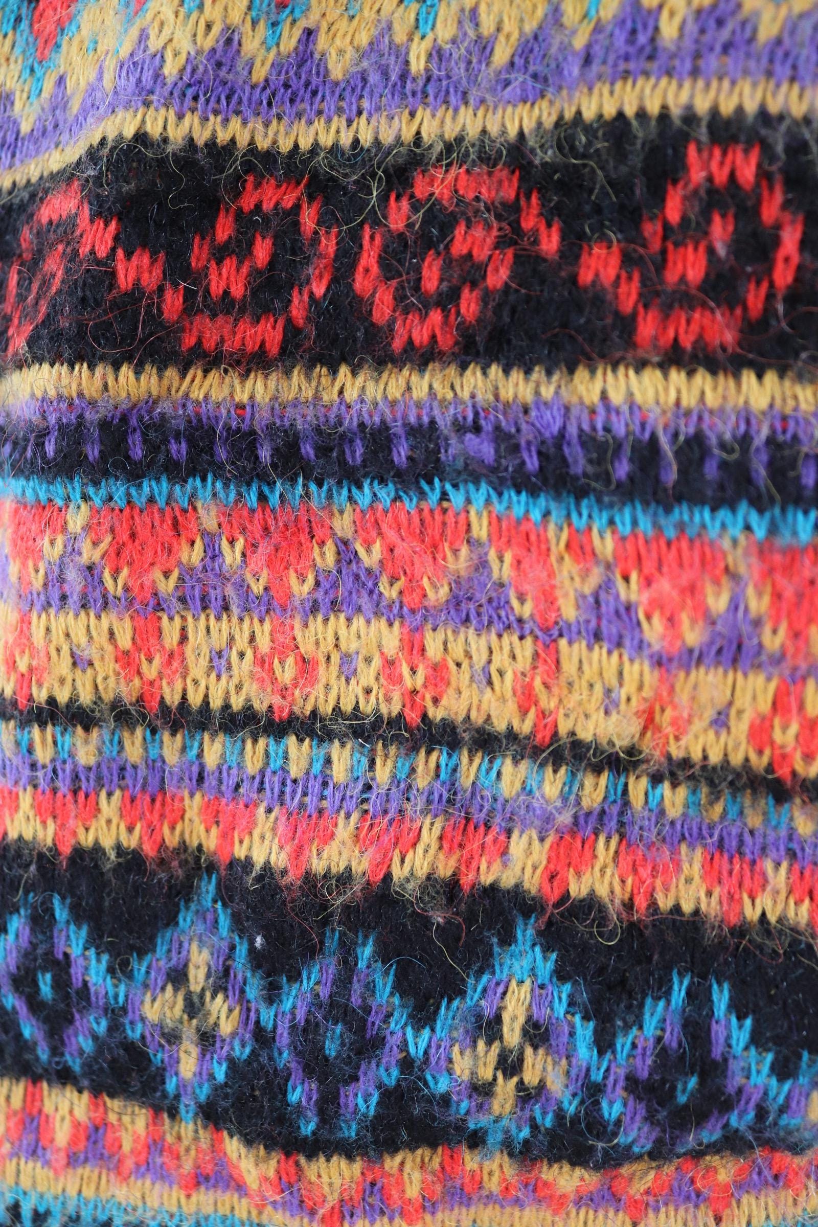 Vintage 1980s knitted jumper - crazy pattern sweater - 44” chest