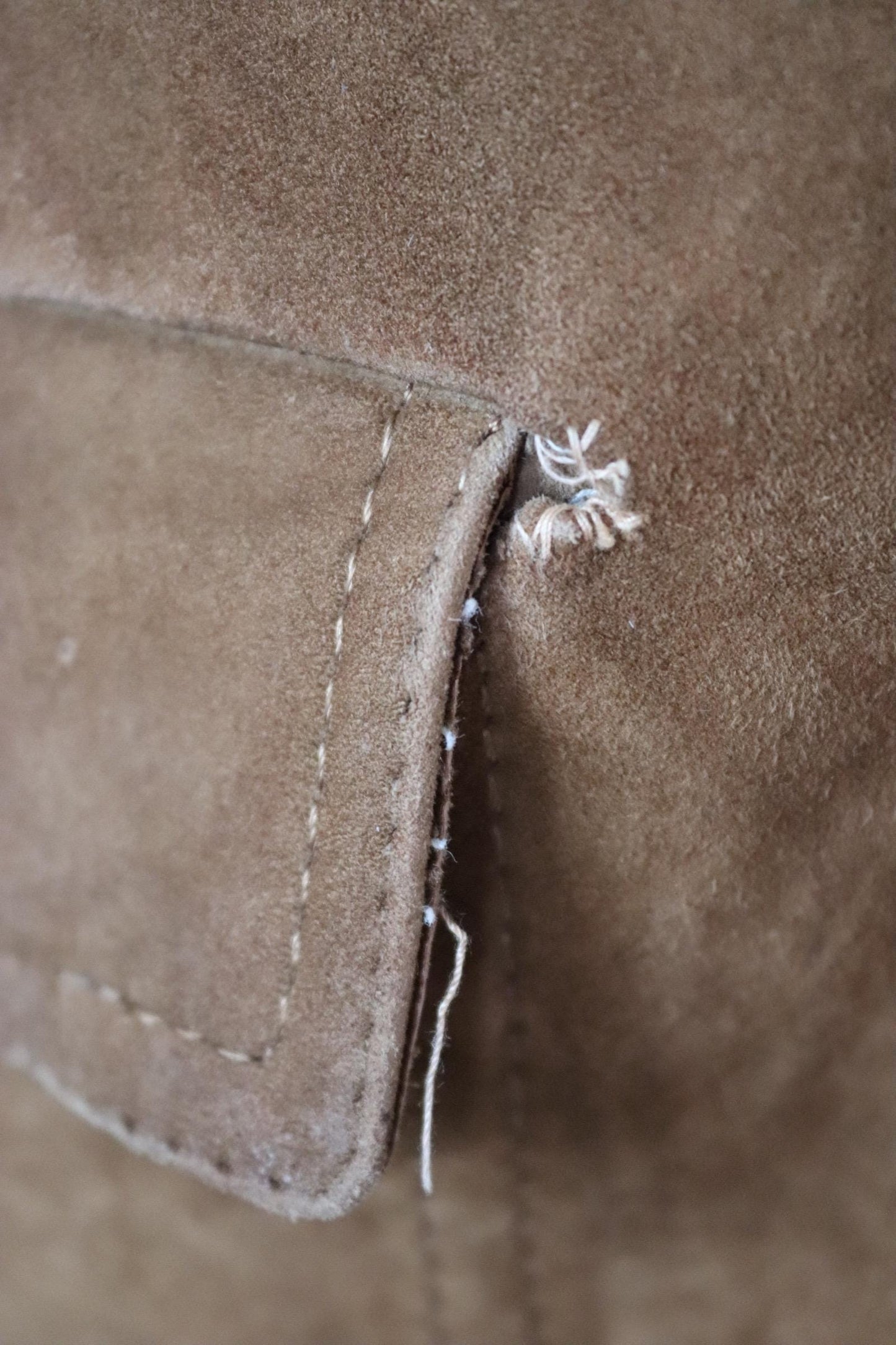 Vintage 1960s buckskin suede jacket - 46” chest