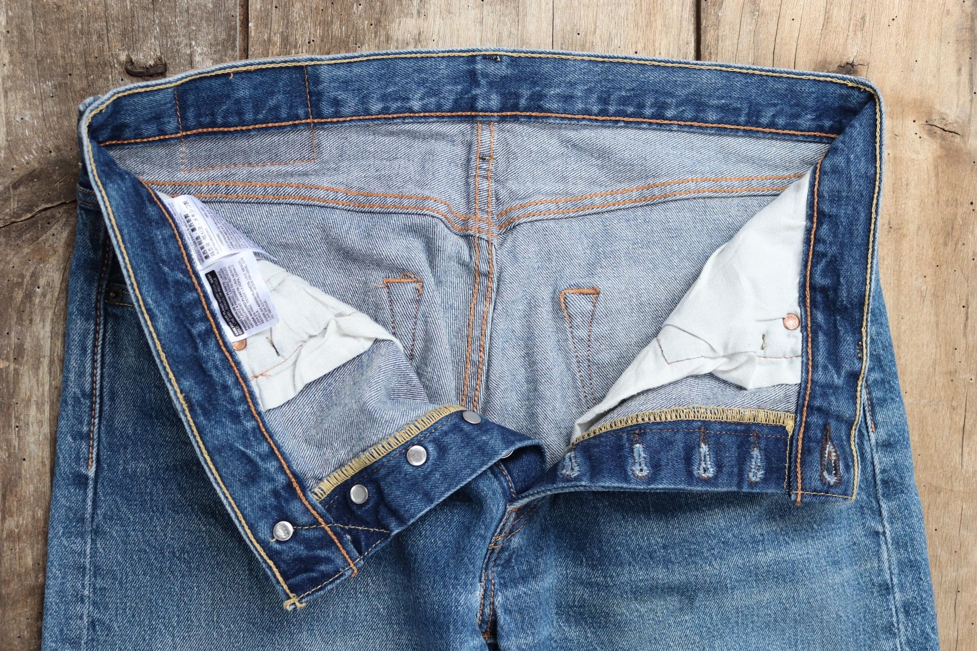 Vintage Levis 501 jeans - blue denim workwear - 33" x 31"