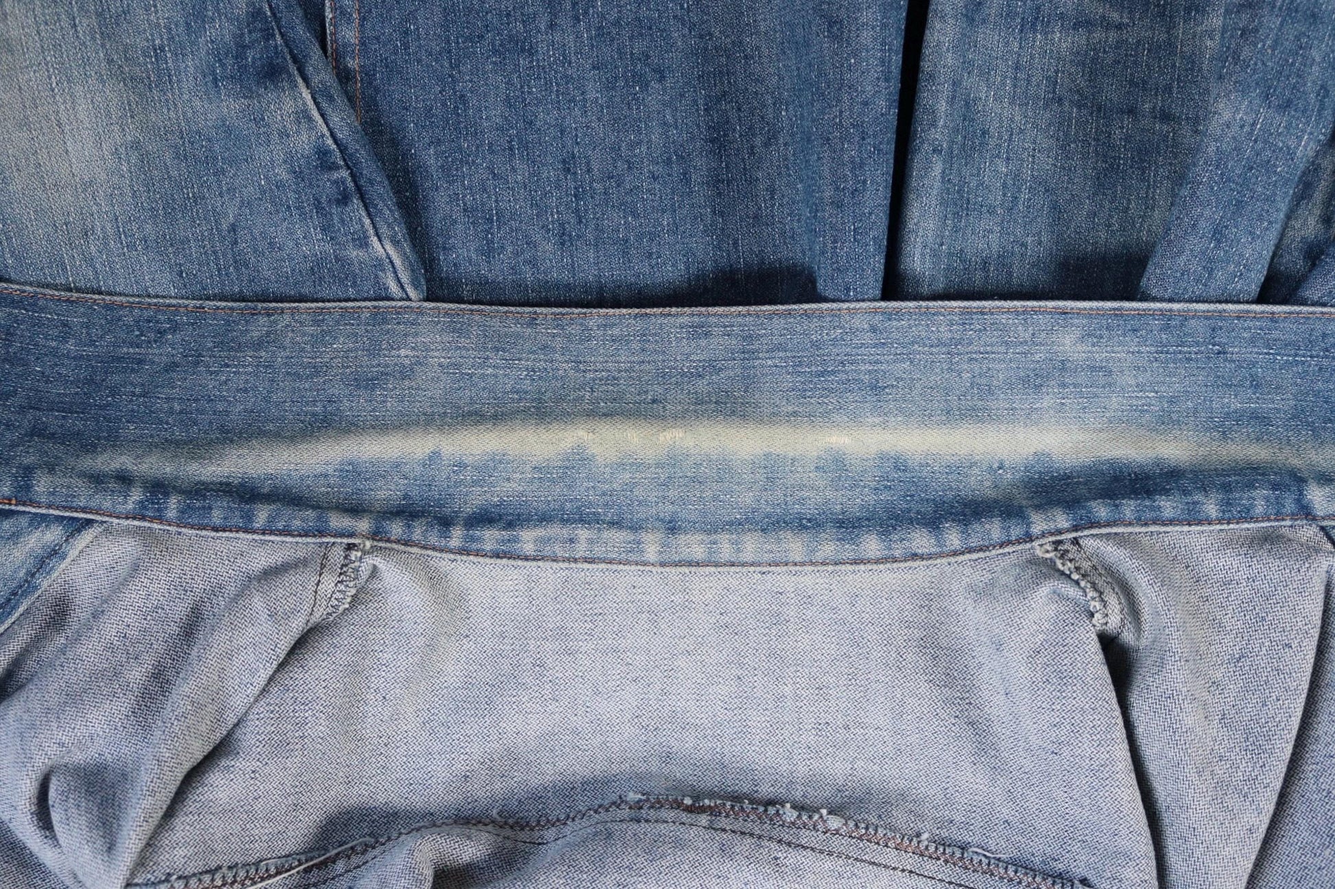 Vintage 1970s Levis denim jacket - whisker fades - 43” chest