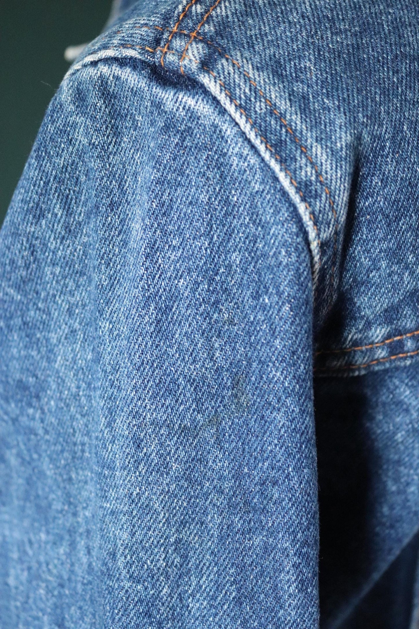Vintage 1980s Levis denim jacket - 70500-0217 - 46” chest