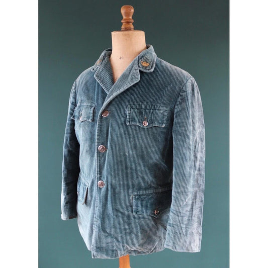 Vintage French workwear jacket - green corduroy - gamekeeper chore coat - 42” chest