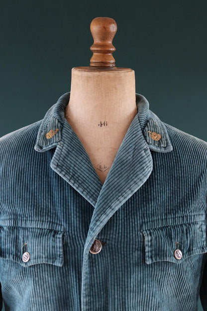 Vintage French workwear jacket - green corduroy - gamekeeper chore coat - 42” chest