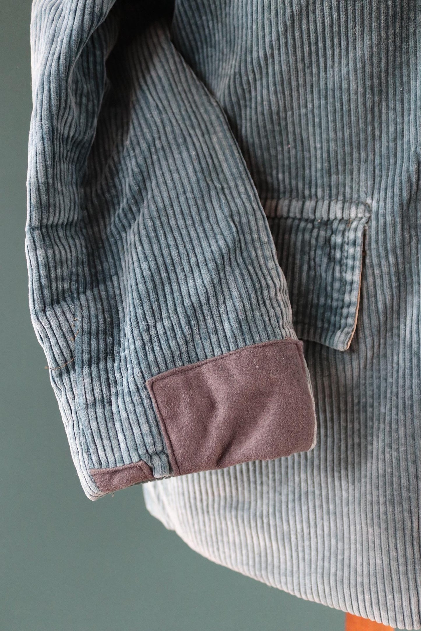 Vintage French workwear jacket - green corduroy - gamekeeper chore coat - 42” chest