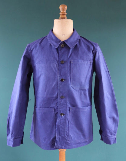 Vintage French workwear jacket - cotton twill chore coat - 43” chest