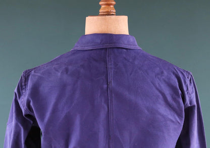 Vintage French workwear jacket - cotton twill chore coat - 43” chest