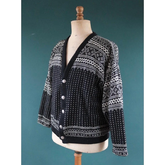 Vintage 1970s Norwegian knitted wool cardigan - Scandi sweater - 46" chest