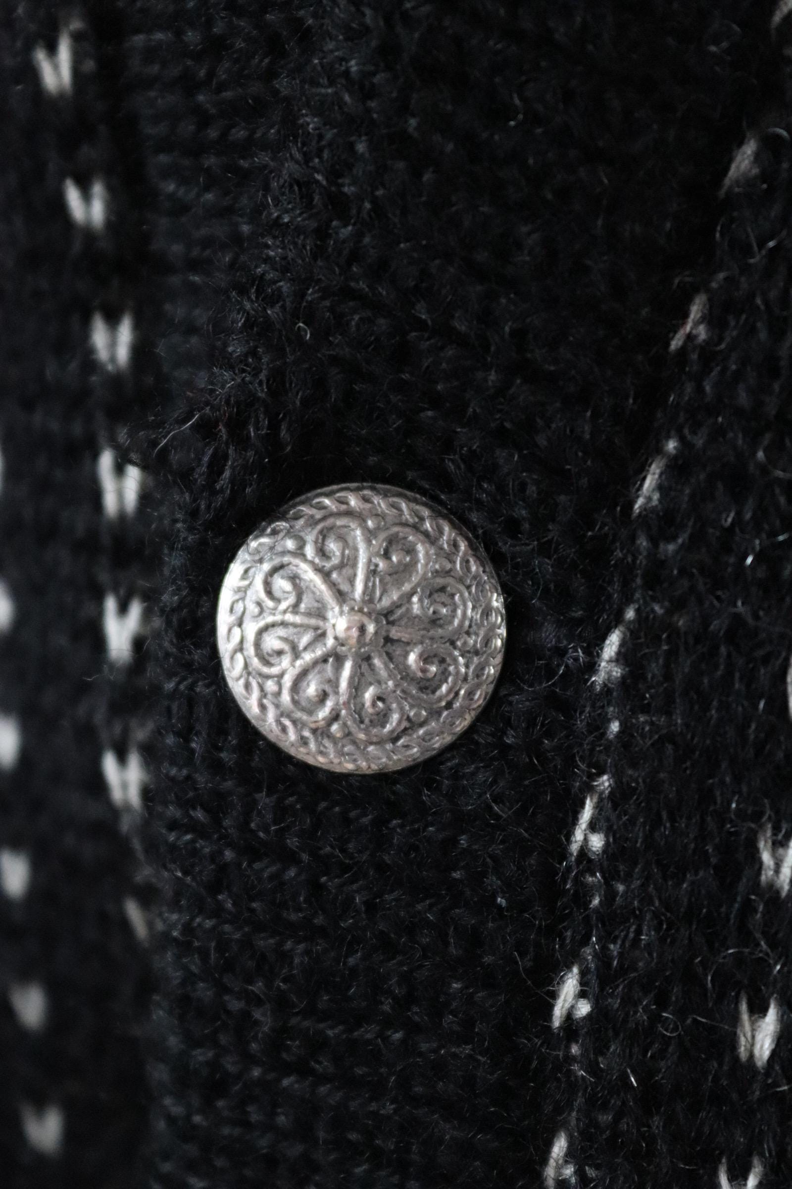 Vintage 1970s Norwegian knitted wool cardigan - Scandi sweater - 46" chest