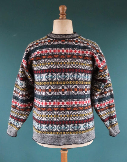 Vintage 1980s Scottish knitted wool jumper - traditional knitwear - 40” chest