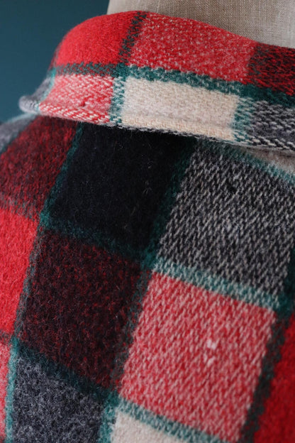 Vintage 1950s Woolrich wool plaid workwear jacket - 48” chest