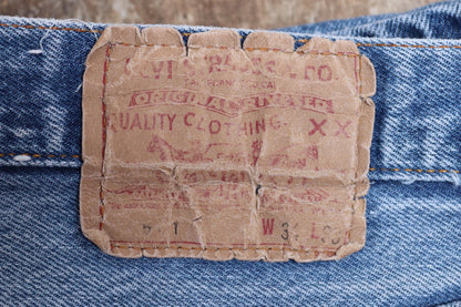 Vintage 1980s Levis 501 denim jeans - made in USA - small e red tab - 32” x 30”