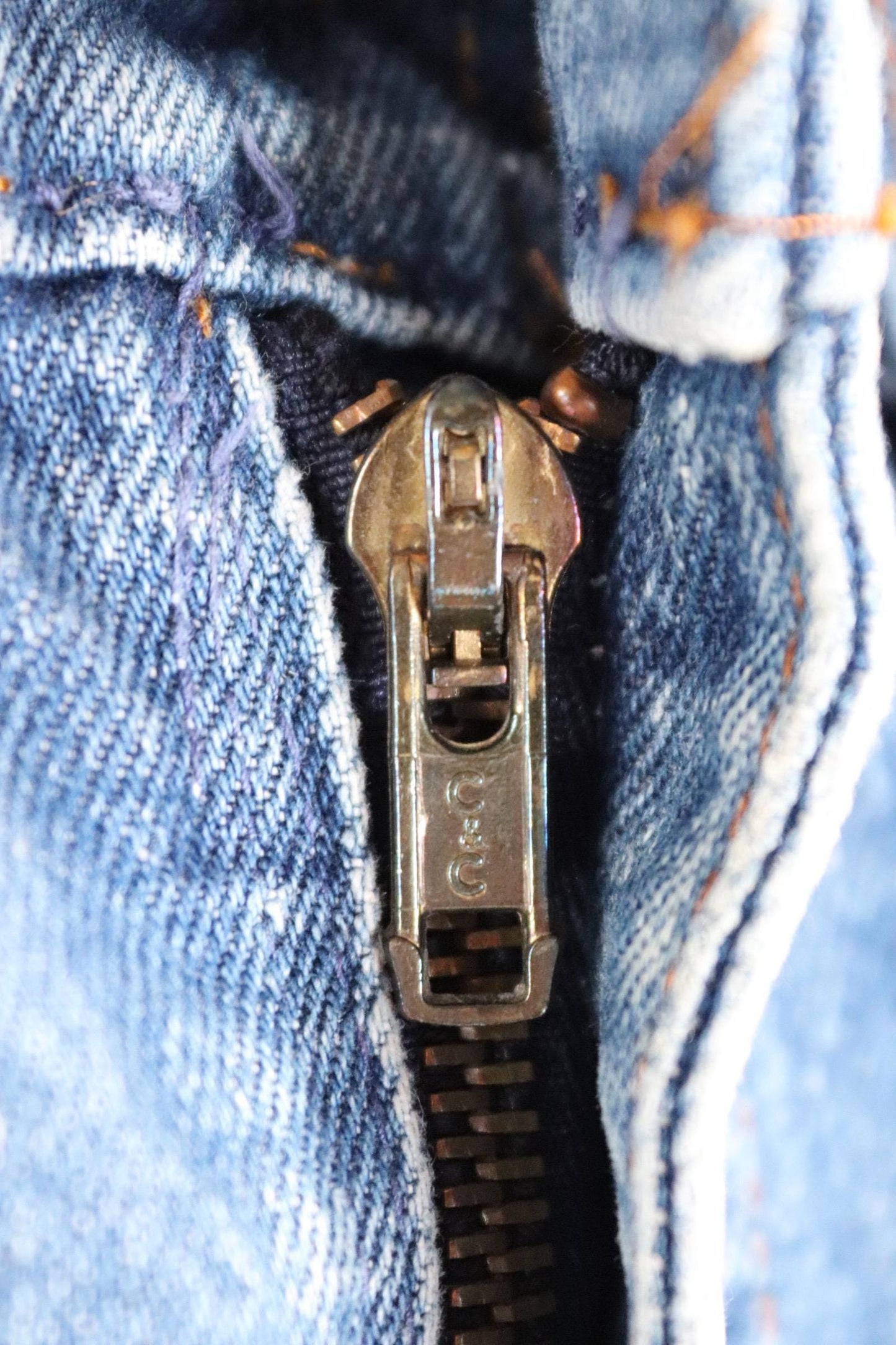 Vintage 1990s Levis 505 denim jeans - made in USA - small e red tab - 30” x 31”