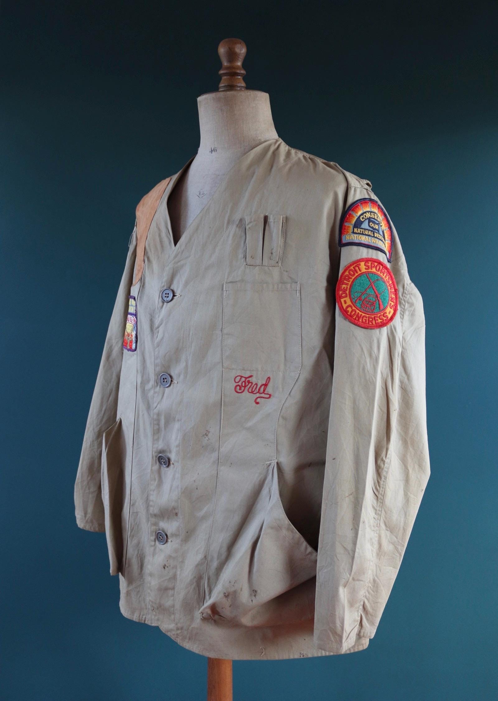 Vintage 1950s shooting jacket - rifle club chain stitch patches - 50” chest