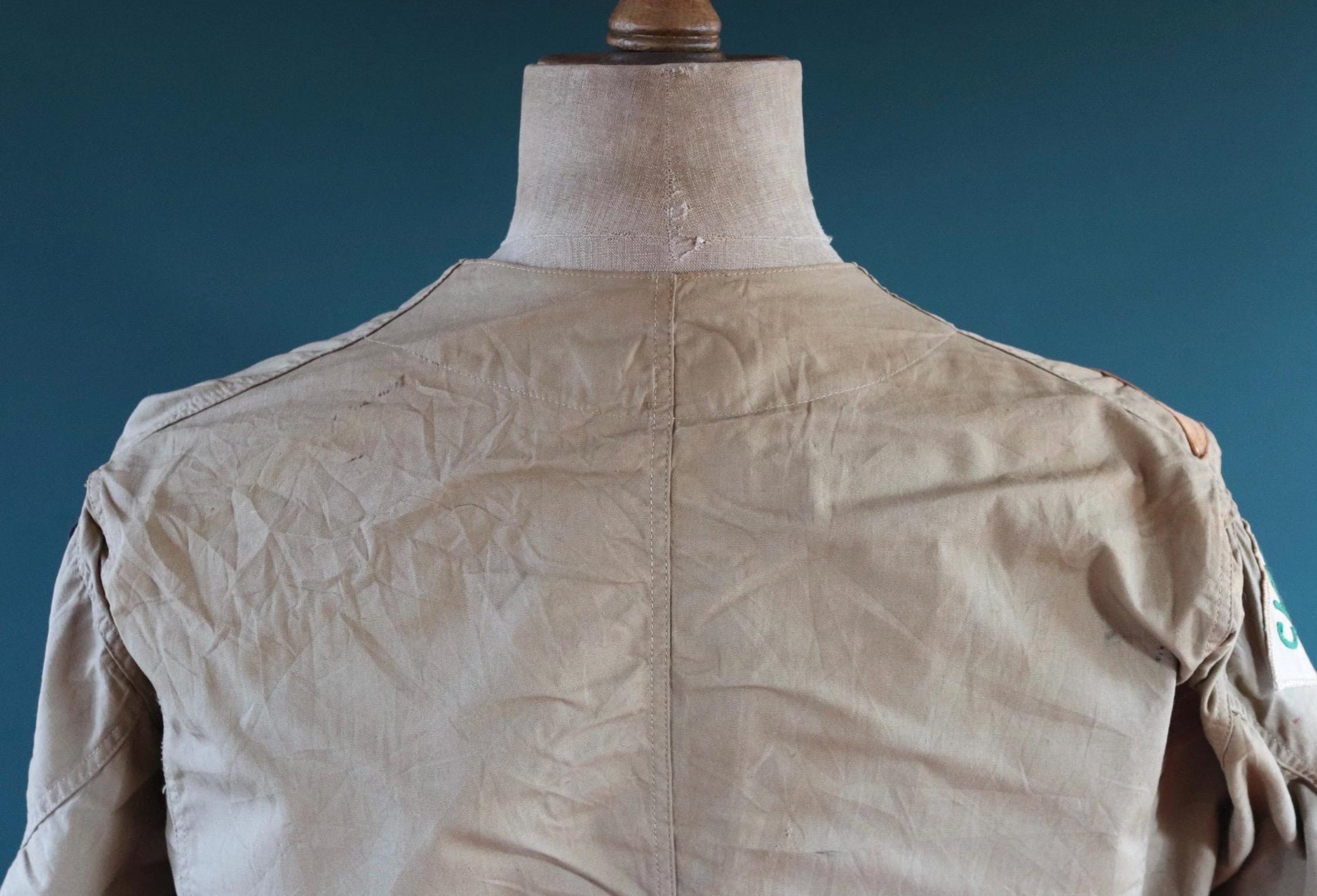 Vintage 1950s shooting jacket - rifle club chain stitch patches - 50” chest