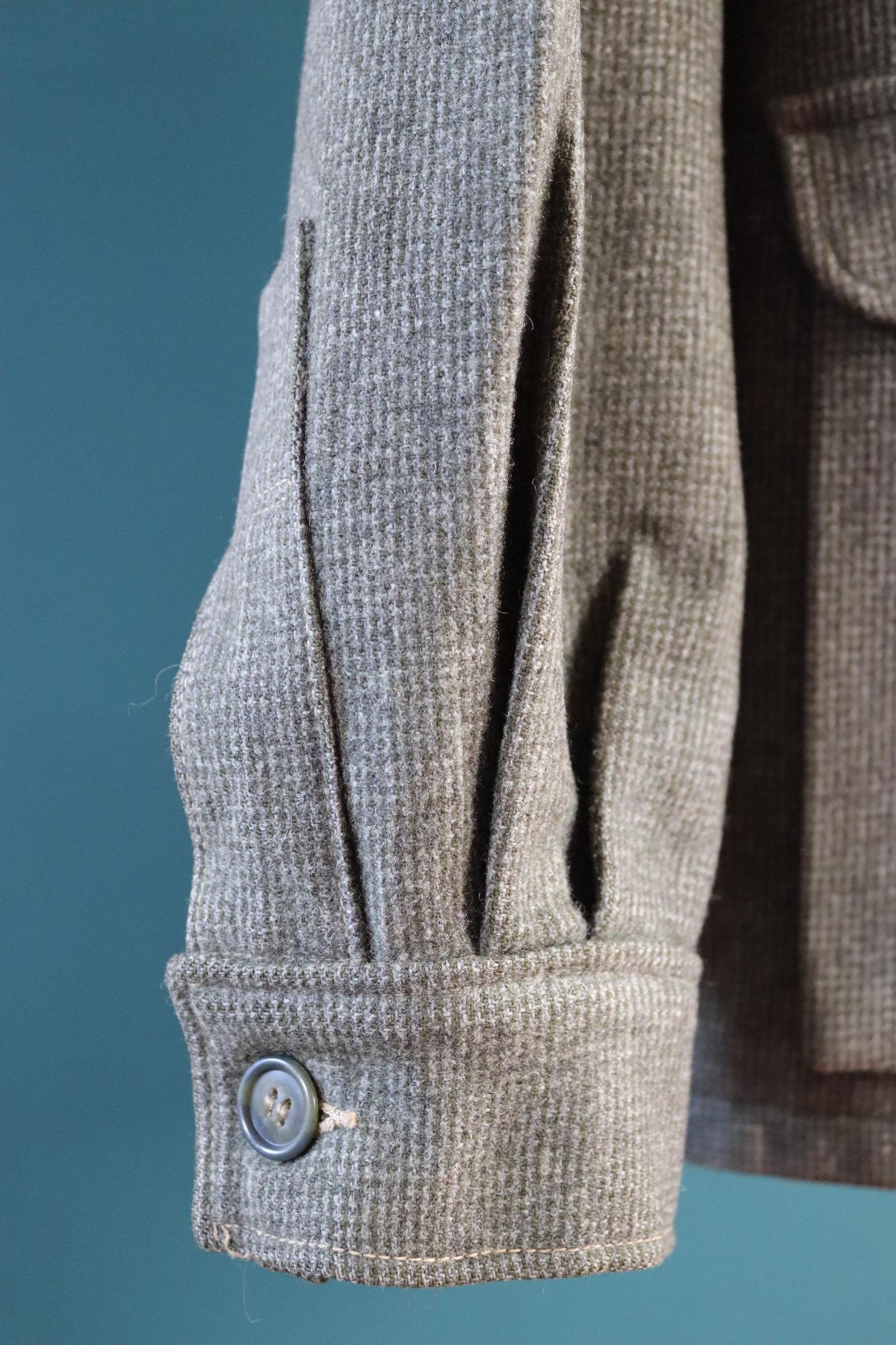 Vintage 1950s Woolrich dress shirt - camp jacket - 50” chest