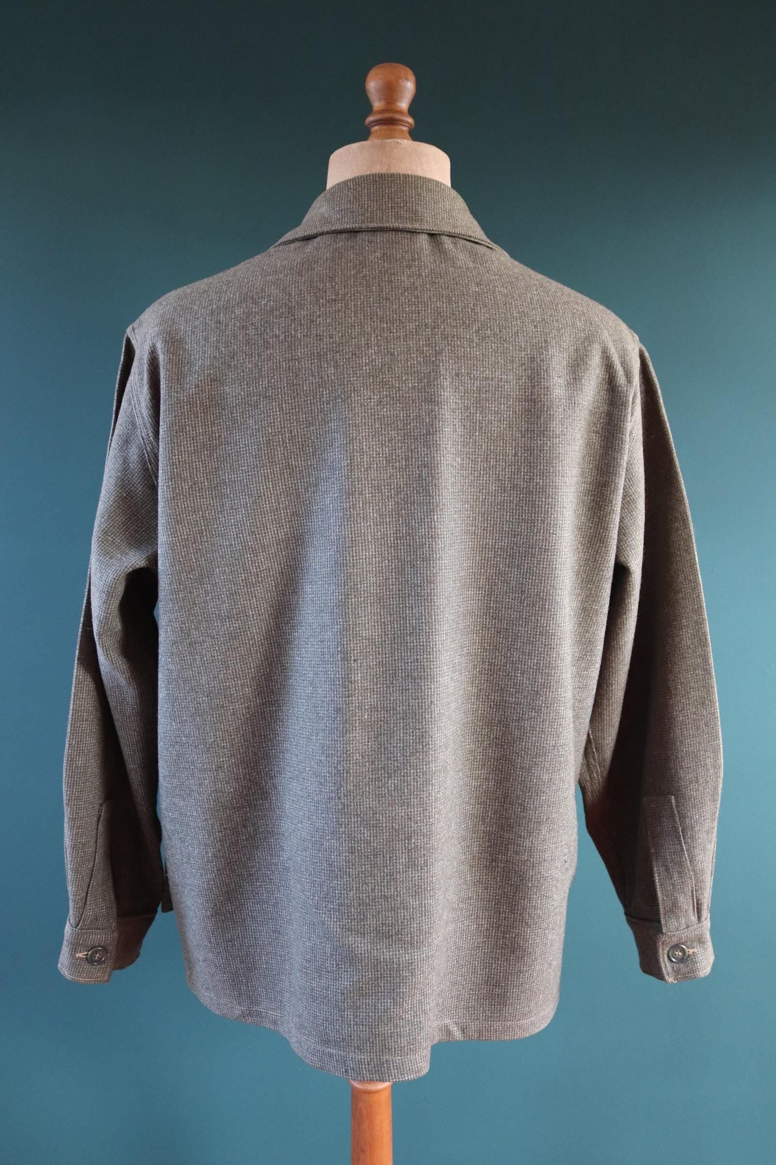 Vintage 1950s Woolrich dress shirt - camp jacket - 50” chest