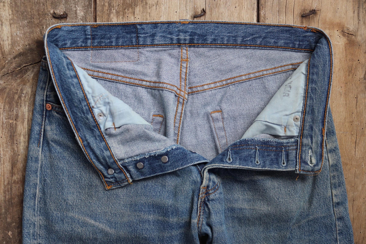 Vintage 1990s Levis 501 denim jeans - made in UK - small e red tab - 32” x 32”