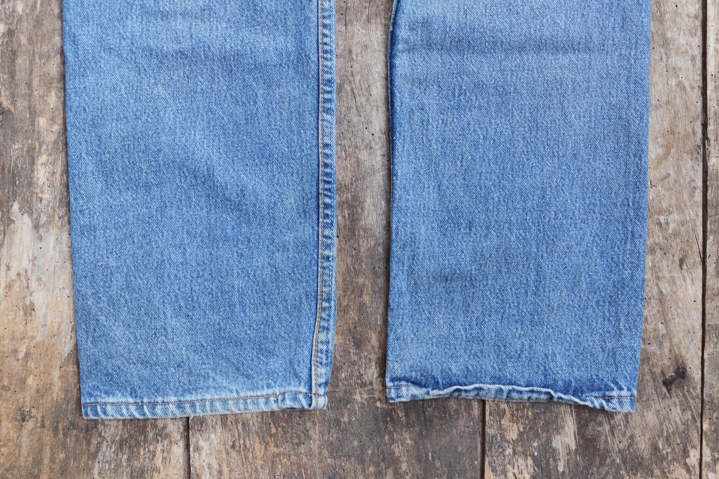 Vintage 1990s Levis 501 denim jeans - made in UK - small e red tab - 32” x 32”