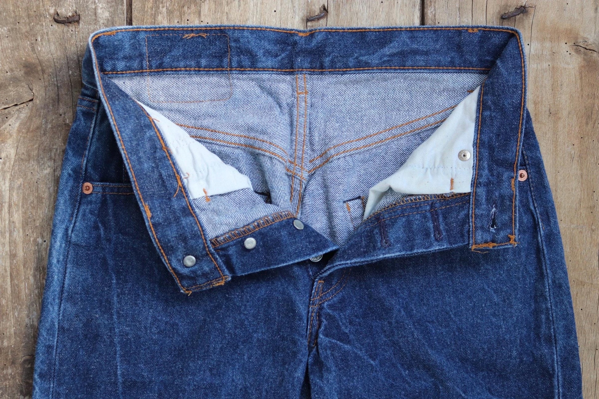 Vintage 1980s Levis 501 denim jeans - made in UK - small e red tab - 28” x 33”