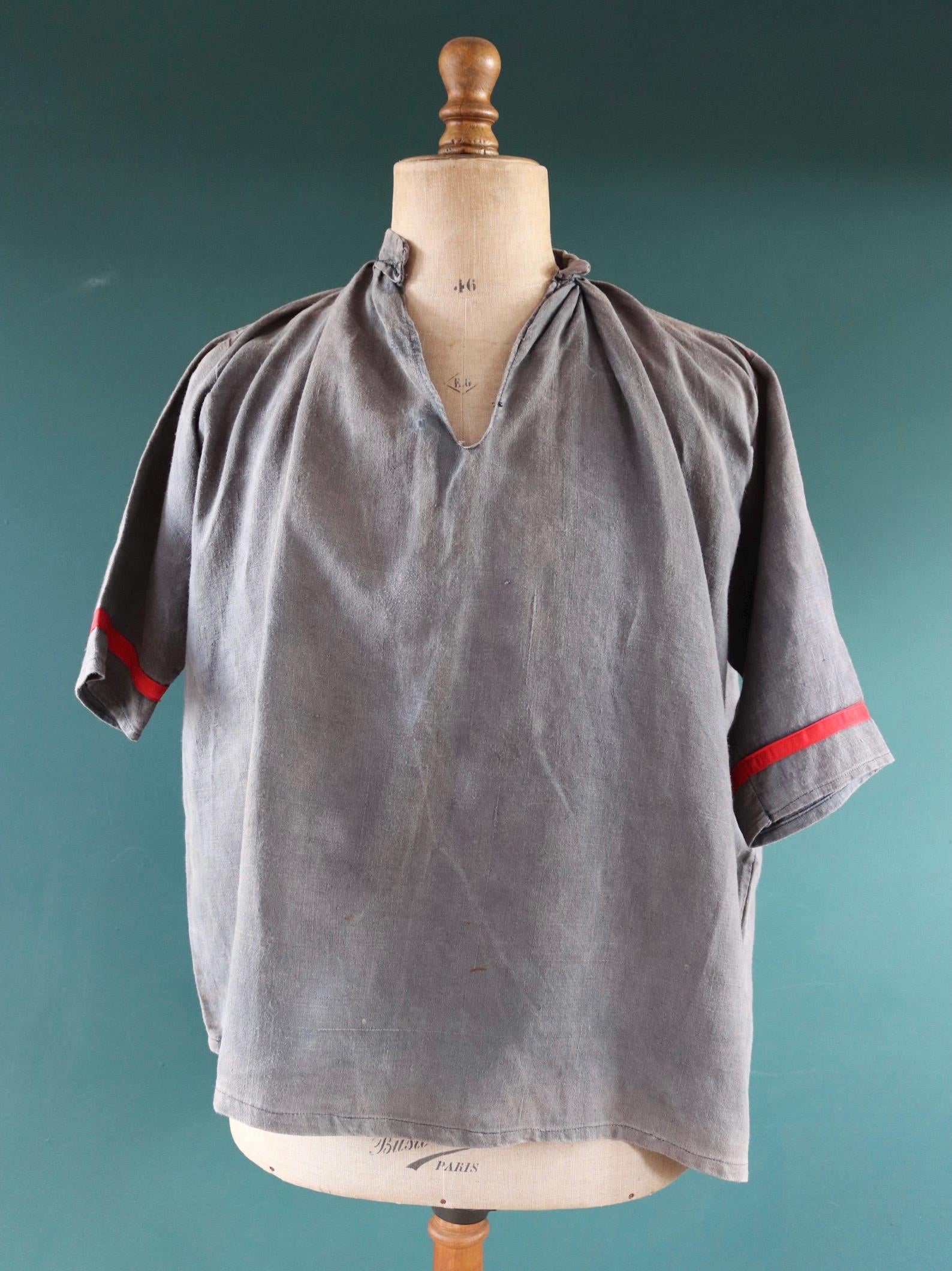 Vintage 1930s French workwear shirt - linen smock - 56” chest