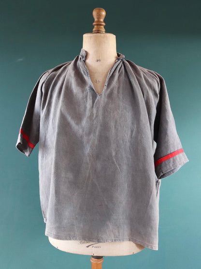 Vintage 1930s French workwear shirt - linen smock - 56” chest
