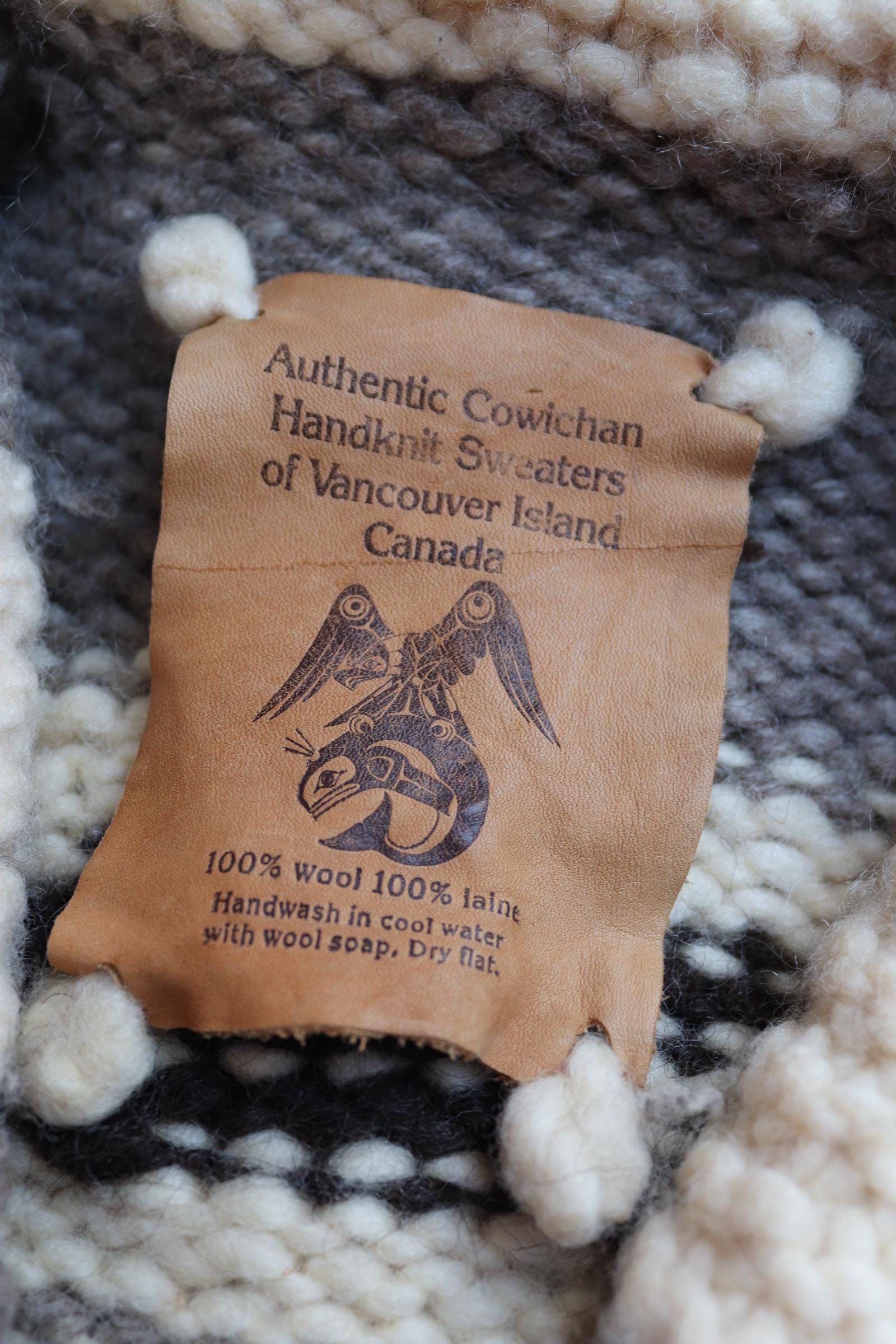 Vintage 1980s Cowichan wool cardigan - hand knitted - chunky winter sweater - 41" chest