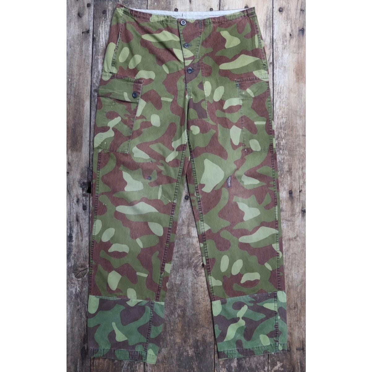 Vintage 1980s Finnish M62 camo trousers - reversible drawstring pants - 37” x 34”