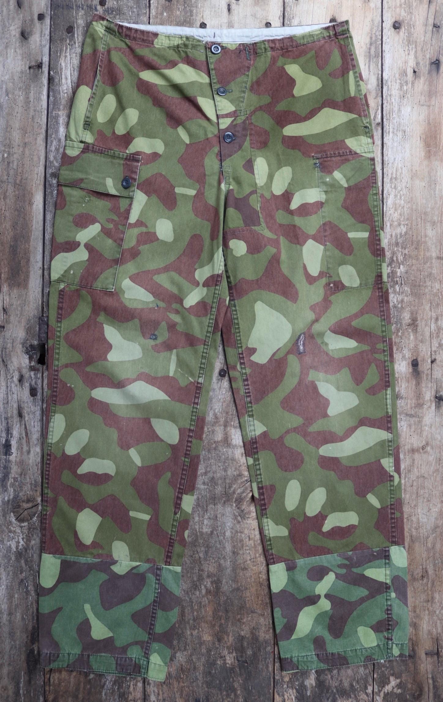 Vintage 1980s Finnish M62 camo trousers - reversible drawstring pants - 37” x 34”