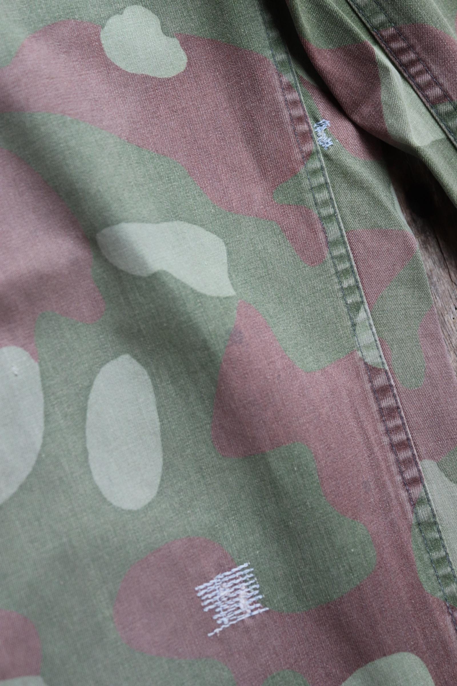 Vintage 1980s Finnish M62 camo trousers - reversible drawstring pants - 36” x 27”