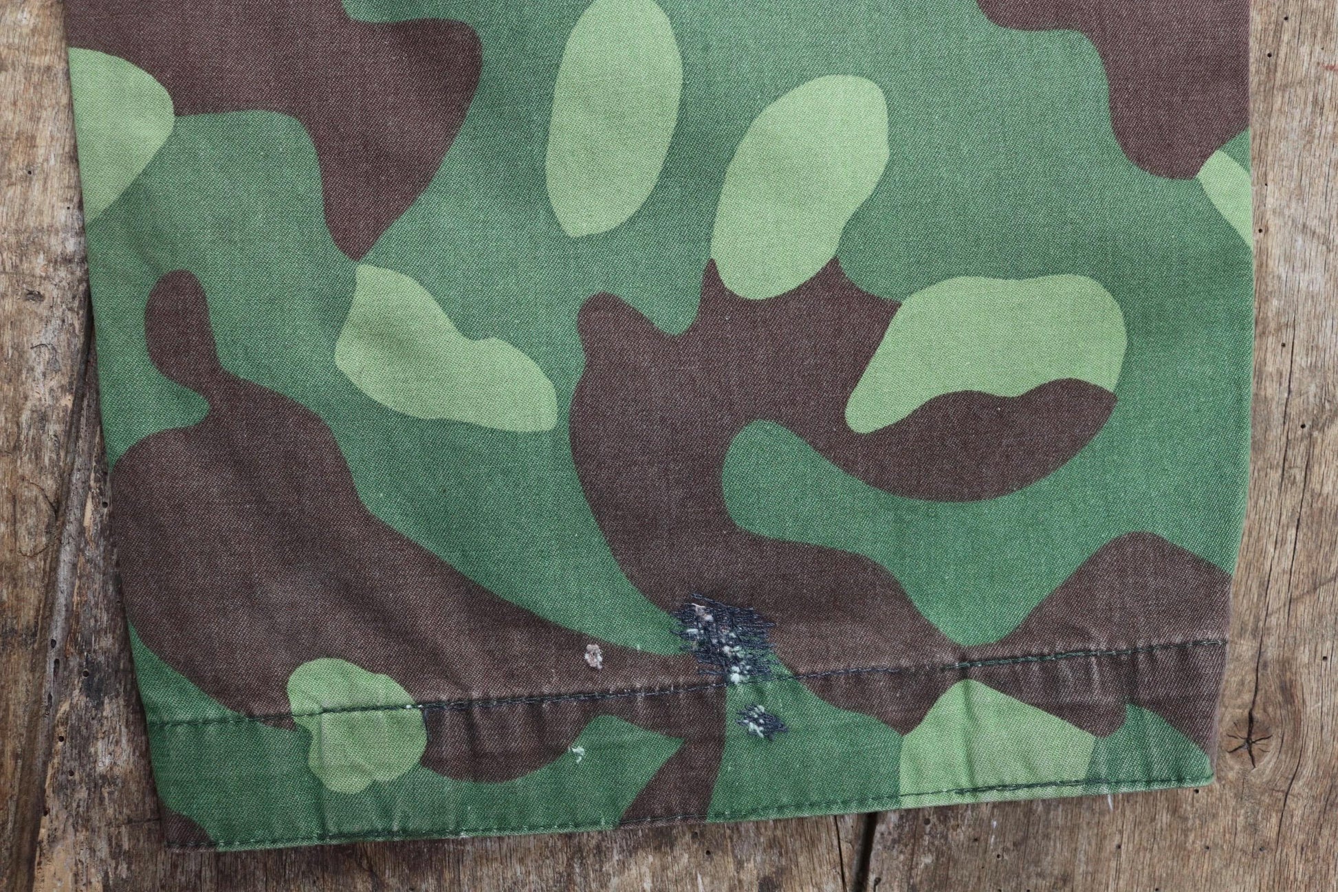 Vintage 1980s Finnish M62 camo trousers - windproof paratrooper pants - 37” x 27”