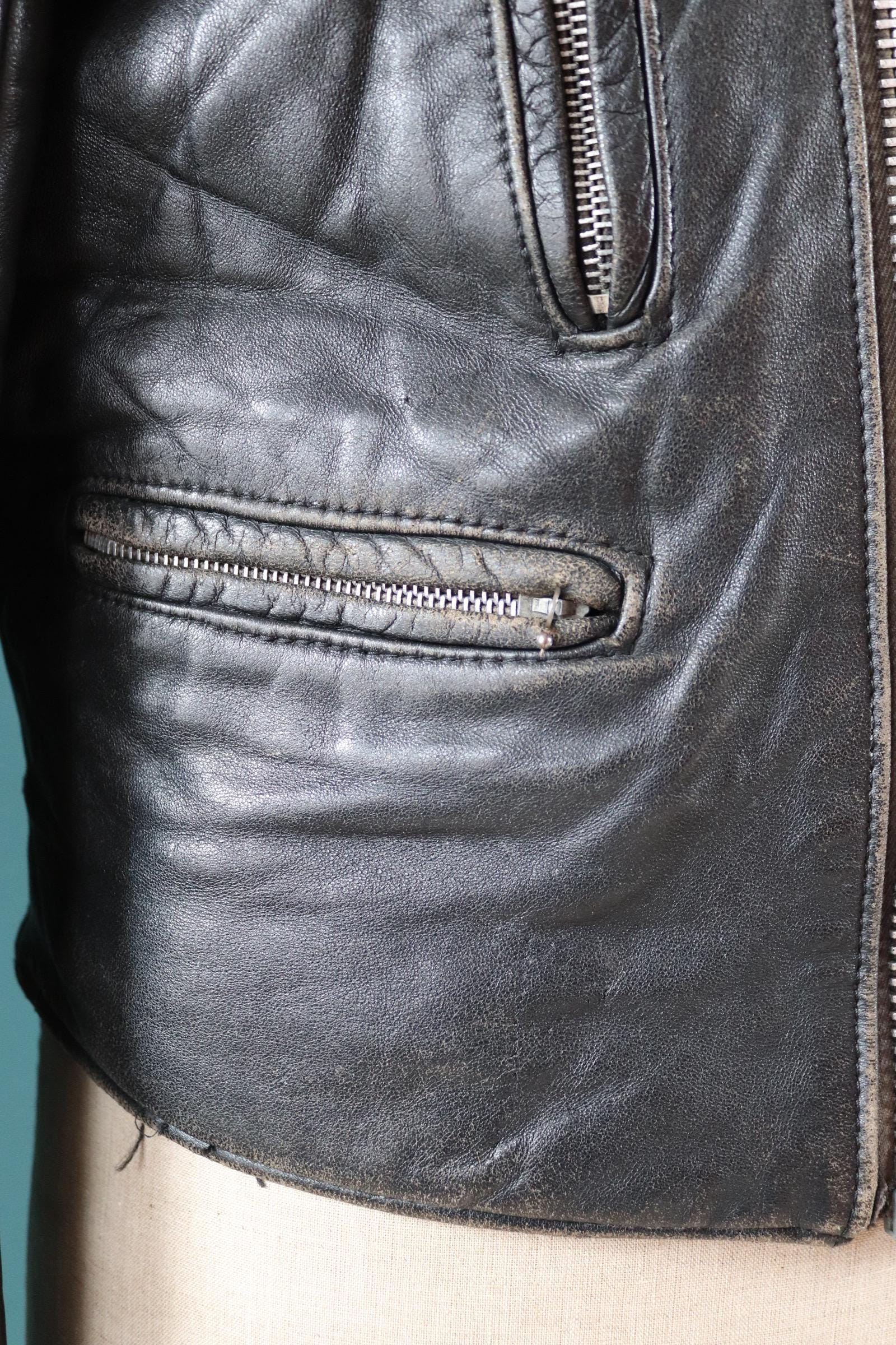 Vintage 1970s Lewis Leathers biker jacket - Lightning - Aviakit - 44" chest