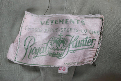 Vintage French workwear jacket - green corduroy - gamekeeper chore coat - 42” chest