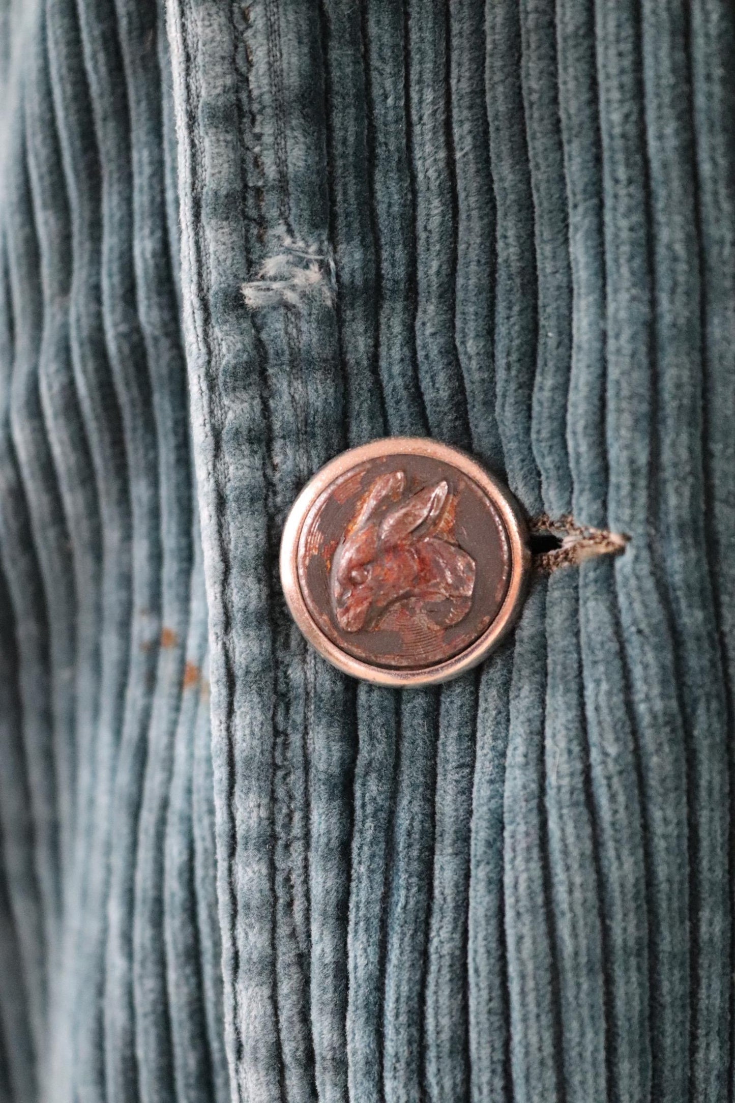 Vintage French workwear jacket - green corduroy - gamekeeper chore coat - 42” chest