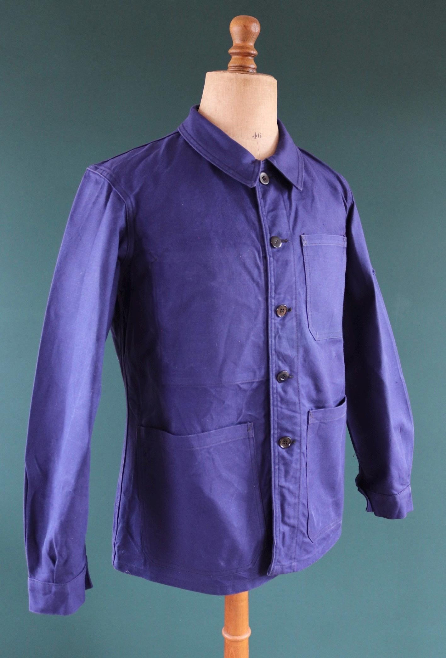 Vintage French workwear jacket - cotton twill chore coat - 43” chest
