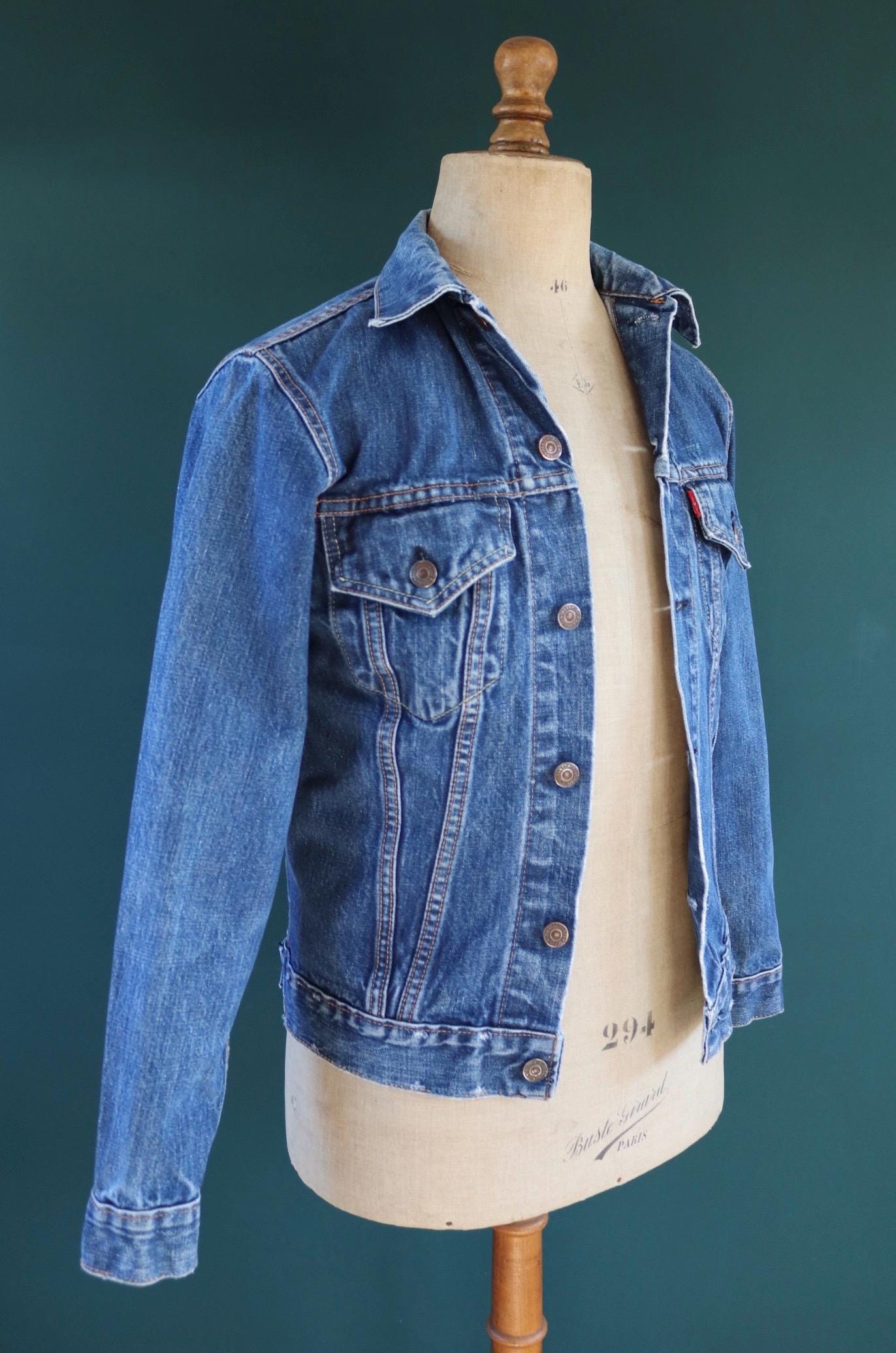 Vintage 1970s Levis big E denim jacket - Levi Strauss red tab - type 3 - trucker workwear - 37” chest