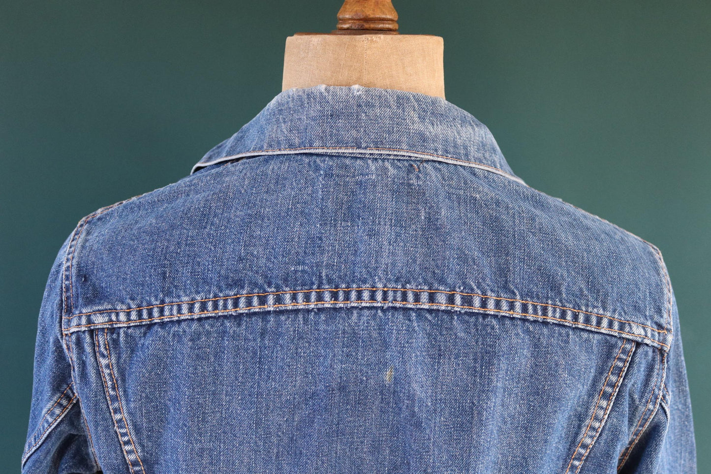 Vintage 1970s Levis big E denim jacket - Levi Strauss red tab - type 3 - trucker workwear - 37” chest