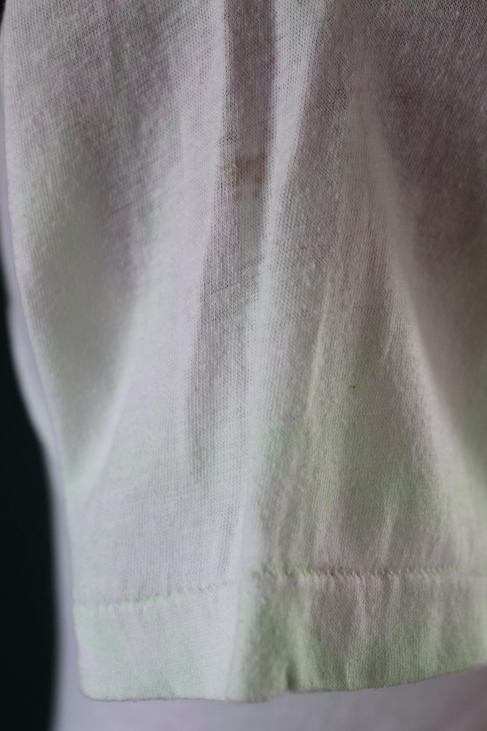 Vintage 1990s peace sign t shirt - tie dye skulls - Fun Wear - 34” chest