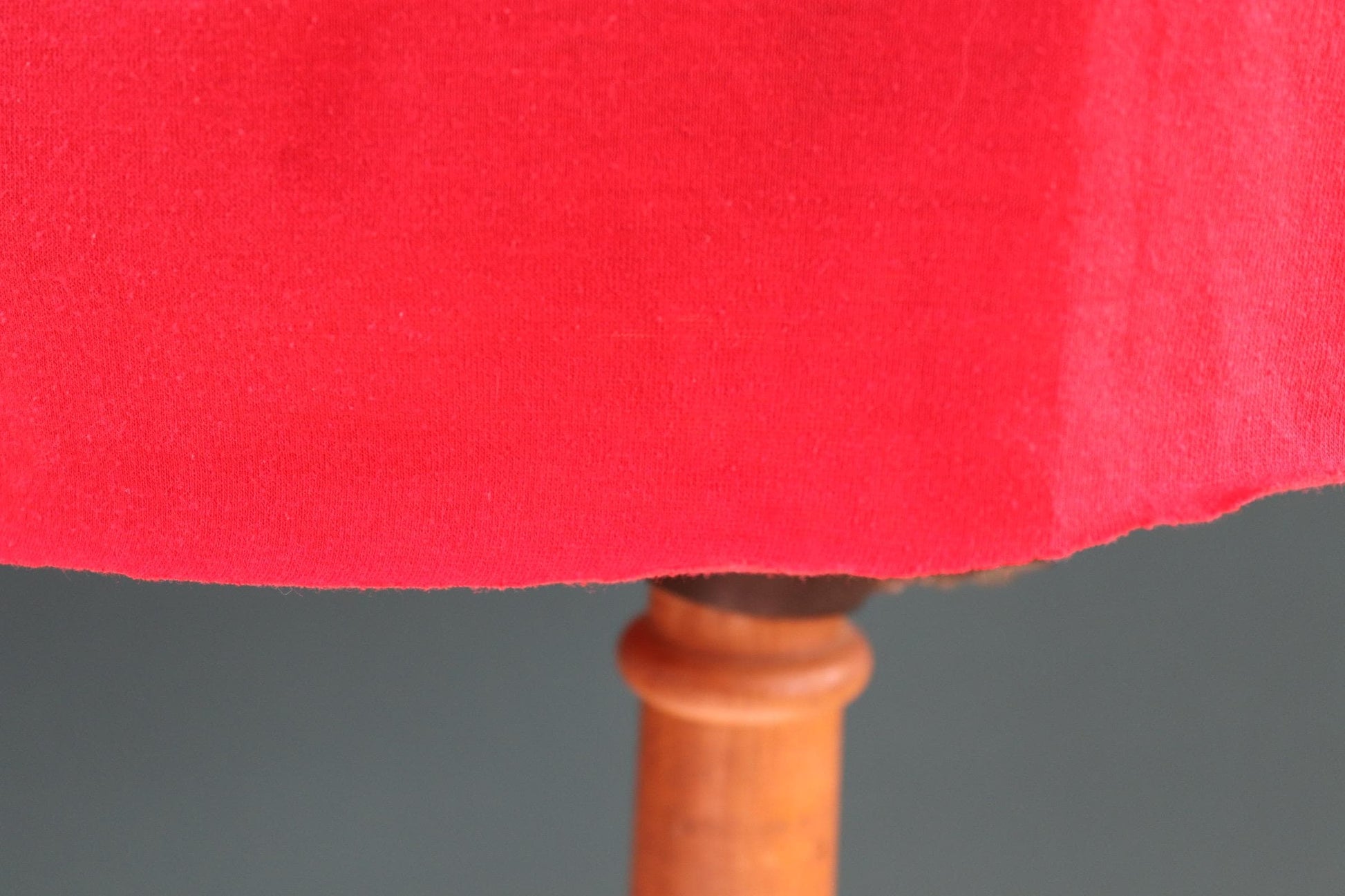 Vintage 1980s v neck t shirt - Arkansas Razorbacks - 38" chest