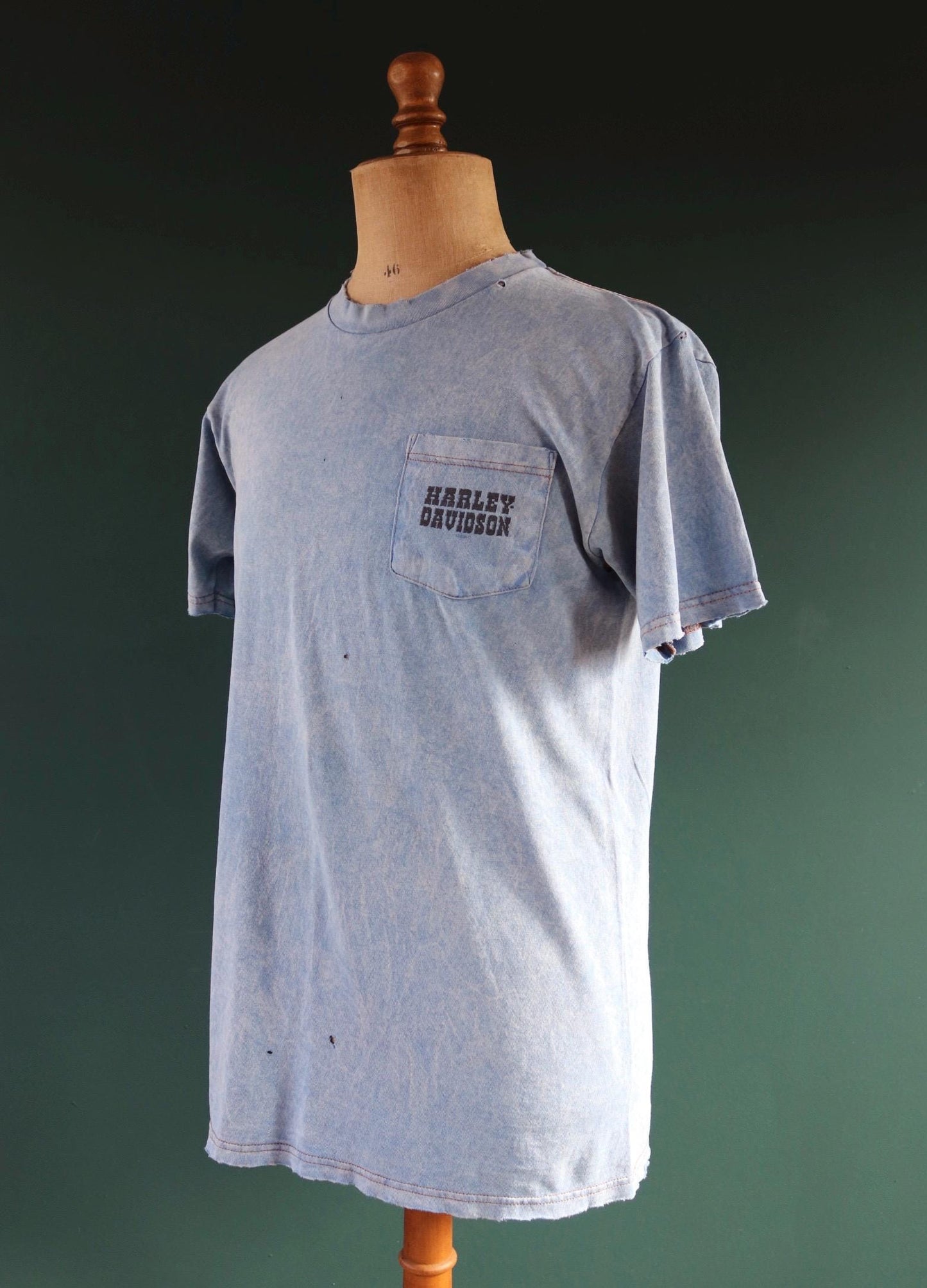 Vintage 1990s Harley Davidson t shirt - thrashed pocket tee - 40" chest